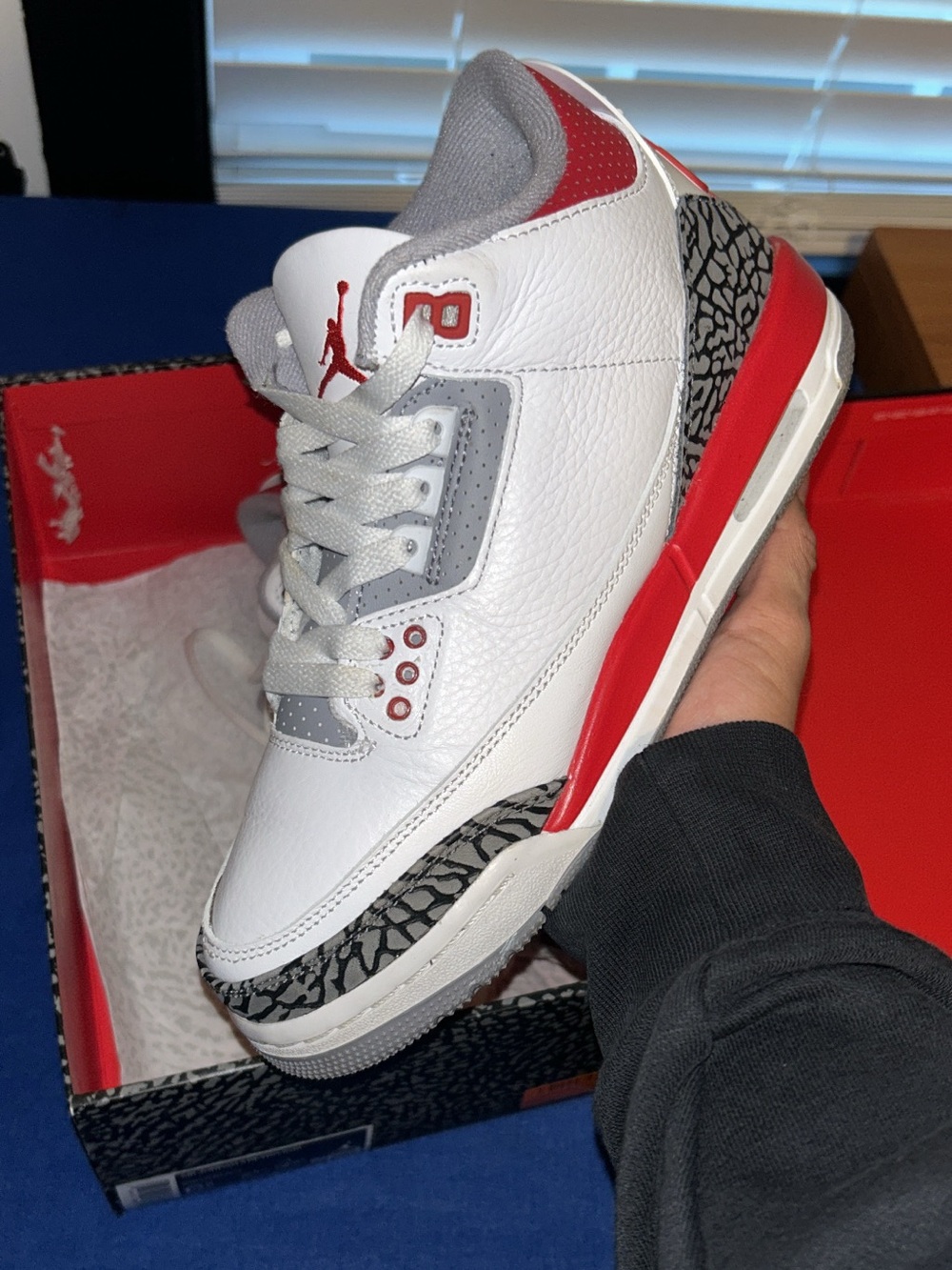 Jordan 3 Fire Red